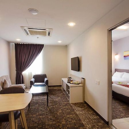 Amansari Hotel Nusajaya Nusajaya  Esterno foto