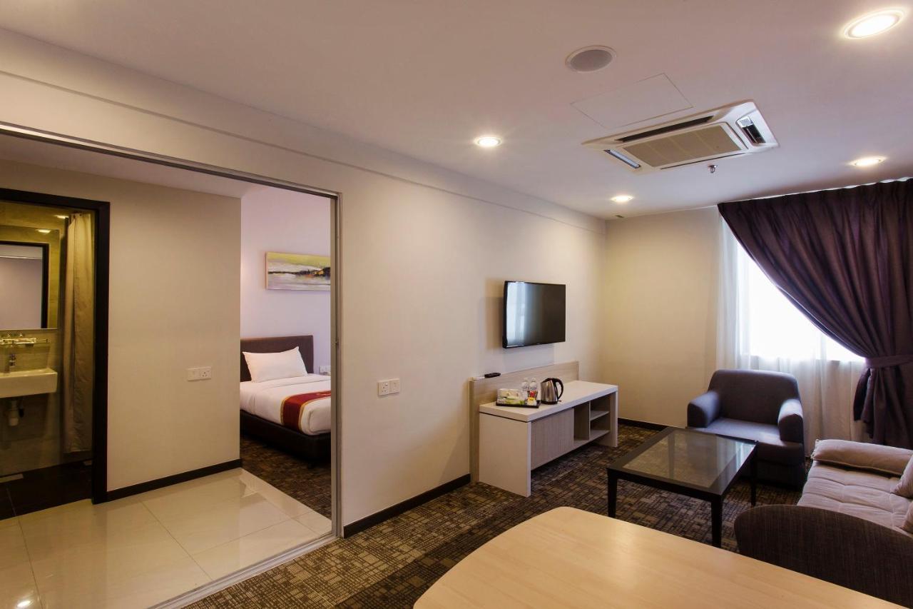 Amansari Hotel Nusajaya Nusajaya  Esterno foto