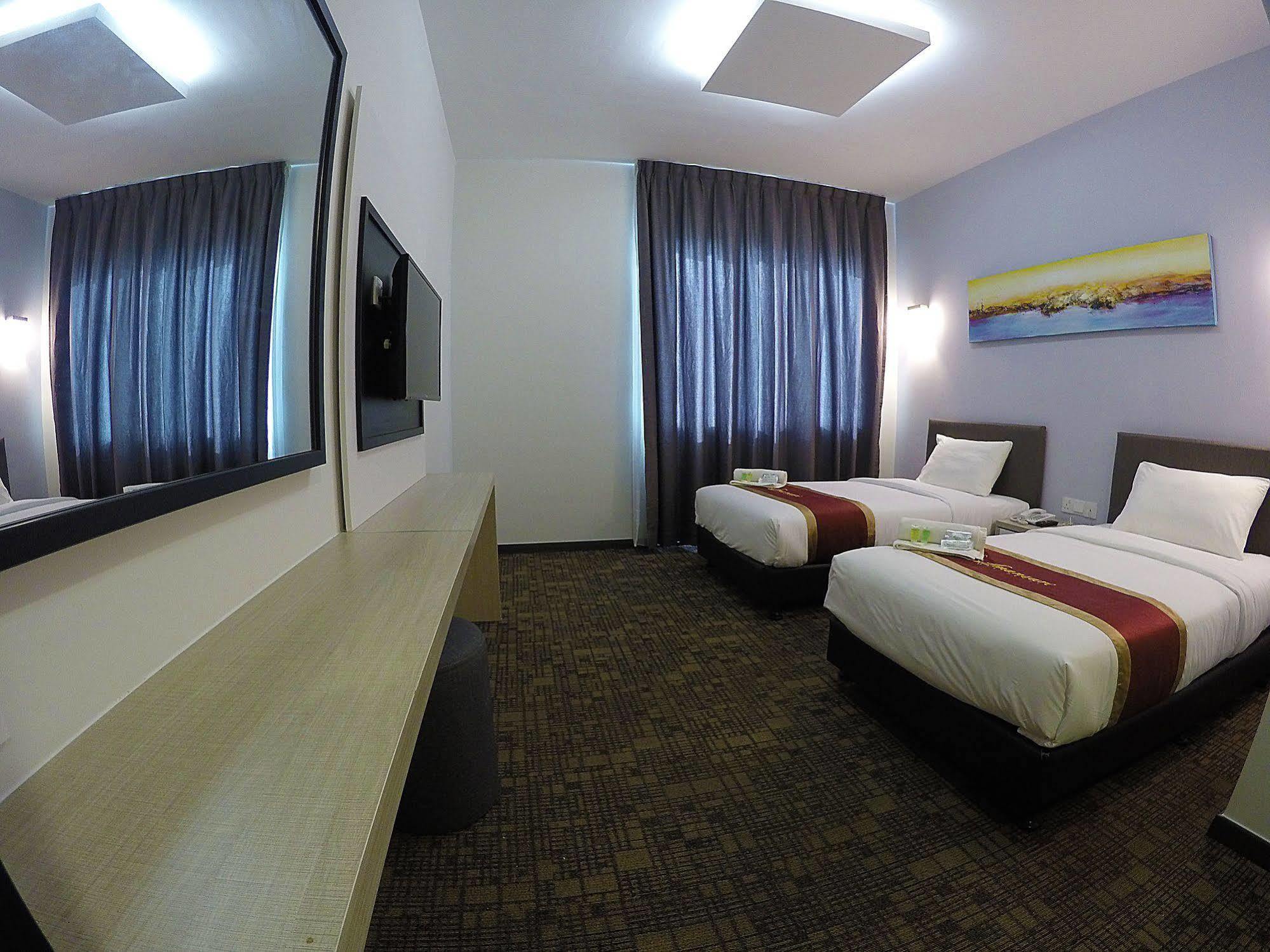 Amansari Hotel Nusajaya Nusajaya  Esterno foto