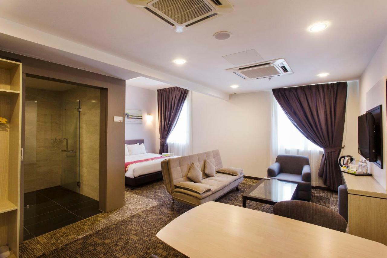 Amansari Hotel Nusajaya Nusajaya  Esterno foto